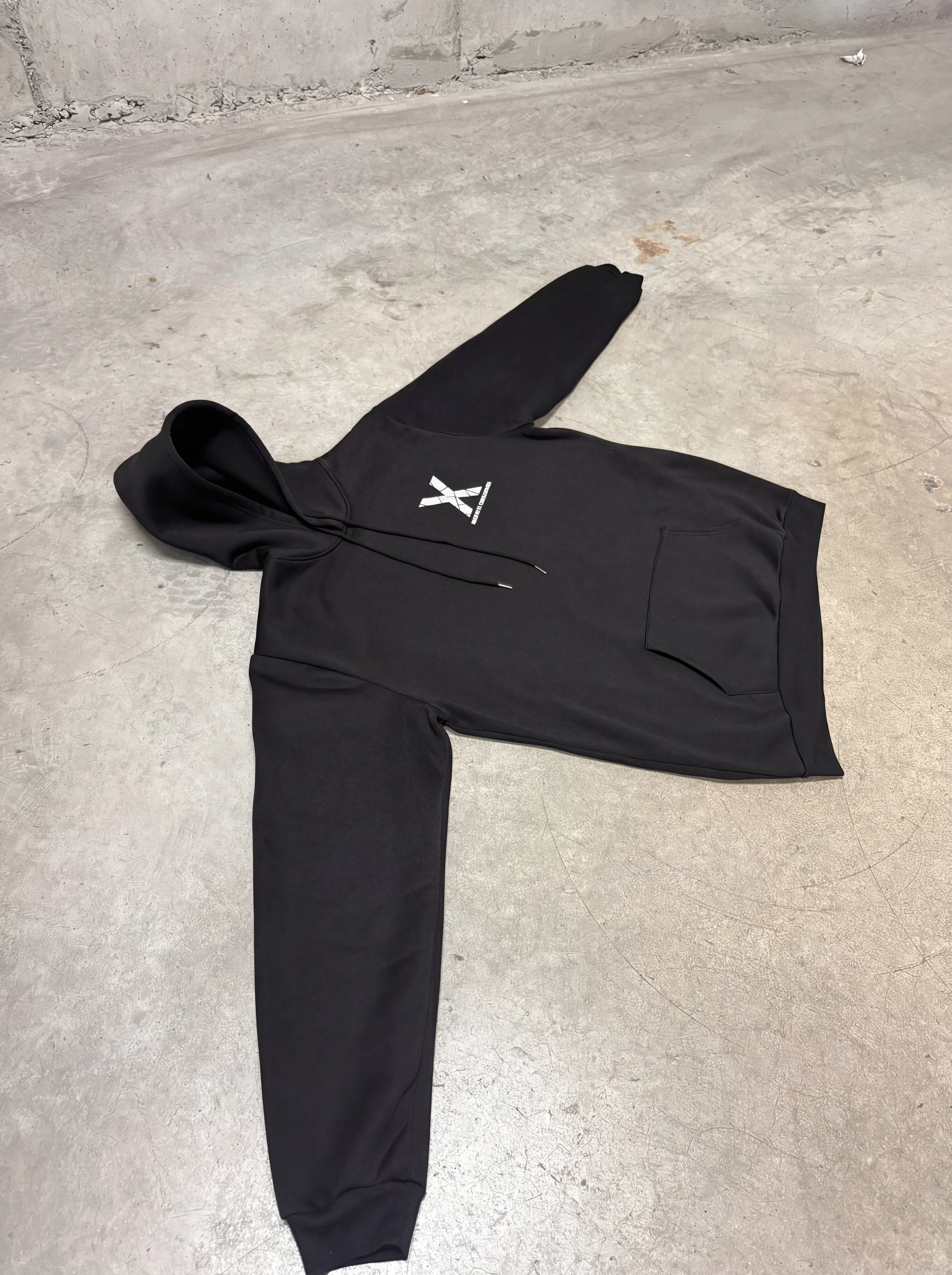 MYSTRYX Sweatshirt – Edition 001 Black
